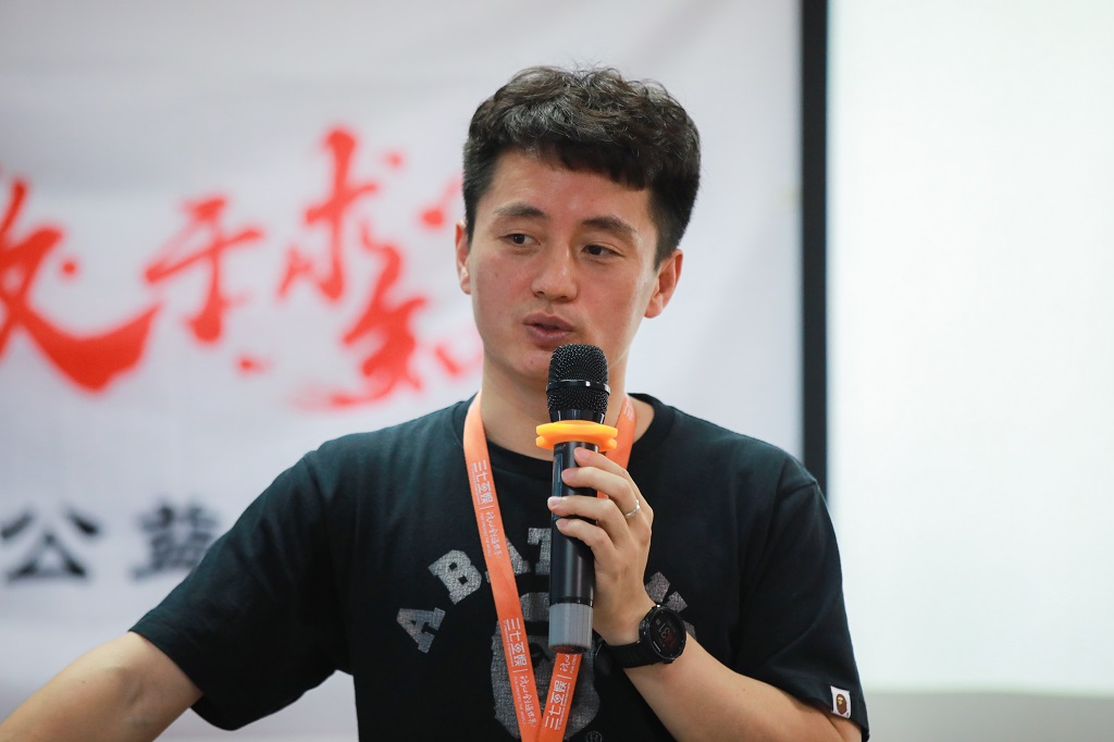 图1.jpg